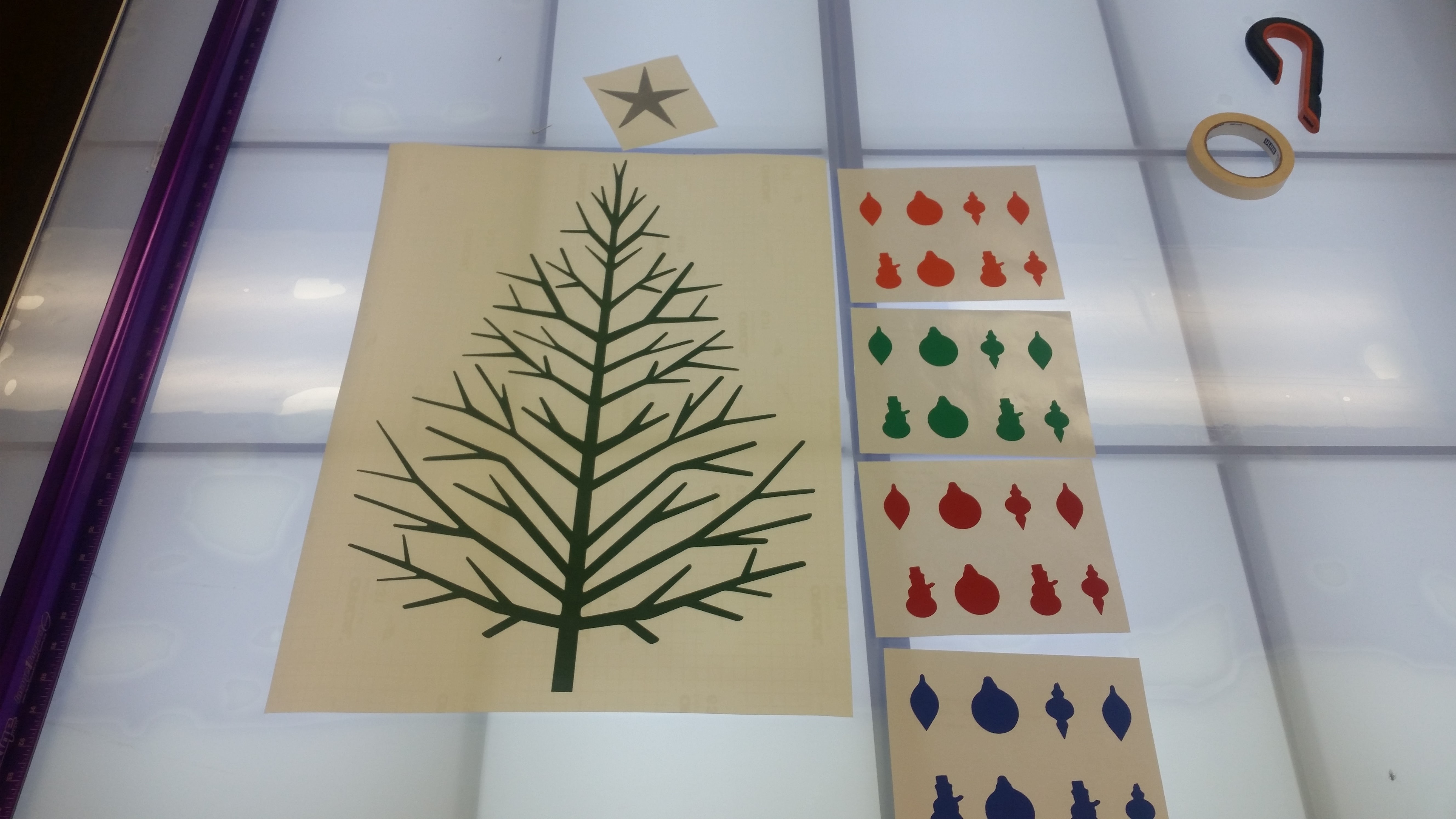The Amazing 2D Christmas Tree! The Gift of Cuttable Holiday Vector Files from USCutter Staff ...